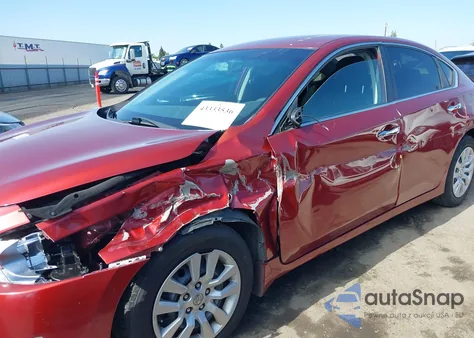 2015 Nissan Altima 2.5 S from USA, damaged, VIN 1N4AL3AP9FC116030